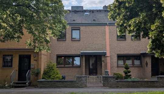 Bild von Charmantes Reihenmittelhaus in Peine 