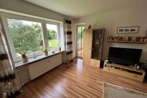 Helle & freundliche 2,5 Zimmerwohnung mit EBK und Balkon zum 01.09.2026 zu vermieten. – Masurenring 73, 24149 Neumühlen-Dietrichsdorf, Kiel – Vorschaubild 3