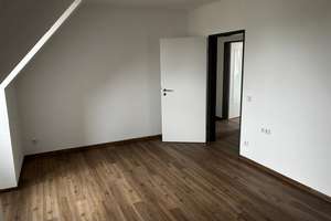 Helle, renovierte 2-Zimmer Wohnung zu vermieten – Hauptstr. 35, 86641 Rain – Vorschaubild 2