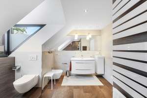 Großzügiges Reihenhaus mit schönem Garten in ruhiger Umgebung – Die vollständige Adresse der Immobilie erhältst du vom Anbieter., 81739 Neuperlach, München – Vorschaubild 14