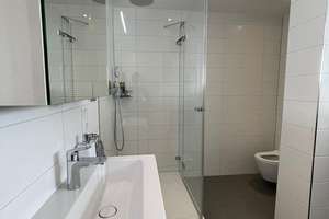 TOP LAGE- TOP ZUSTAND- Seltene 3 Zimmer Dachgeschoss-Wohnung über 2 Etagen auf dem Max-Josefs-Platz – Die vollständige Adresse der Immobilie erhältst du vom Anbieter., 83022 Innenstadt, Rosenheim – Vorschaubild 11