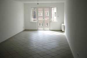 SINGLES AUFGEPASST - APPARTEMENT IN RUHIGER CITY-NÄHE !!! – Westwall 142, 47798 Krefeld – Vorschaubild 2