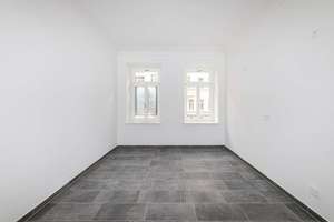 Investition mit Erstvermietungsgarantie – Renovierte 3-Zimmer-Altbauwohnung mit Balkon – 4317 Reudnitz-Thonberg, Leipzig – Vorschaubild 2