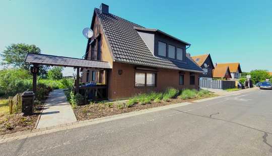 Bild von Renoviertes Familiendomizil mit Einliegerwohnung und traumhaften Teich direkt vor der Haustür