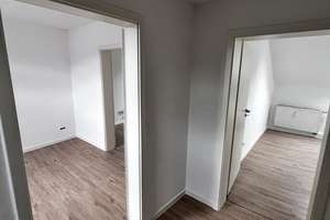 Helle Dachgeschosswohnung in zentraler Lage von Wuppertal! – Die vollständige Adresse der Immobilie erhältst du vom Anbieter., 42115 Elberfeld West, Wuppertal – Vorschaubild 4