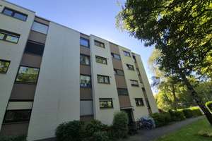 Attraktive 3 - Zimmer Wohnung mit Balkon - einziehen oder direkt vermieten