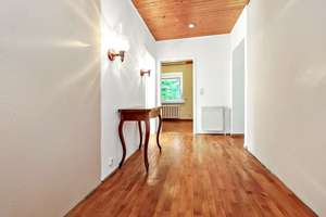 Wohnen mit Blick ins Grüne: Einfamilienhaus mit großem Garten und zusätzlichem Baupotenzial – Die vollständige Adresse der Immobilie erhältst du vom Anbieter., 12559 Müggelheim, Berlin – Vorschaubild 4