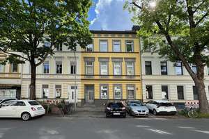 Liebevoll gepflegtes Altbau-Mehrfamilienhaus von Privat – Roßstraße 129, 47798 Stadtmitte, Krefeld – Vorschaubild 2