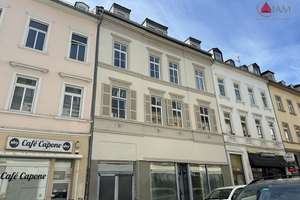 Kernsanierte, lichtdurchflutete 4 Zimmerwohnung mitten in Wiesbaden.