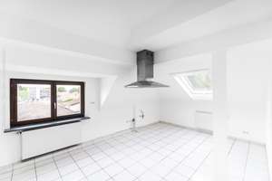 Zweifamilienhaus mit ausgebautem DG, Werkshalle, Garagen und attraktiver Bauoption in Neu-Isenburg – Die vollständige Adresse der Immobilie erhältst du vom Anbieter., 63263 Neu-Isenburg – Vorschaubild 24