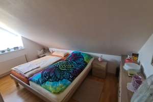 Lichtdurchflutete Dachgeschosswohnung mit zwei Balkonen, Keller und Stellplatz – Günter-Hartenstein-Straße 6, 34537 Bad Wildungen – Vorschaubild 9