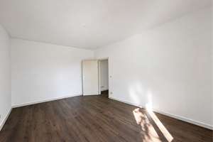 Renovierte zwei Zimmer Wohnung im Herzen von Golzheim – Die vollständige Adresse der Immobilie erhältst du vom Anbieter., 40474 Golzheim, Düsseldorf – Vorschaubild 6