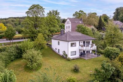 Traumlage trifft Wohnkomfort – Wohnhaus mit Einliegerwohnung und Ausbaupotenzial in Hagen-Holthausen