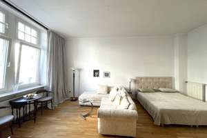 Möbliertes Apartment  1,5 Z. in allerbester ruhiger Lage  von Düsseldorf am Hofgarten  zu vermieten.