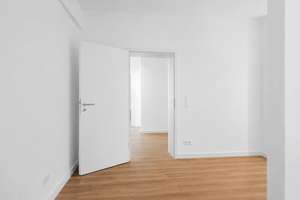 Erstbezug nach Sanierung: 2-Zimmer-Wohnung in Düsseldorf-Friedrichstadt, ohne Küche – Die vollständige Adresse der Immobilie erhältst du vom Anbieter., 40215 Friedrichstadt, Düsseldorf – Vorschaubild 4
