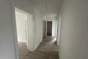 Frisch und Hell - 3 Zi.-Whng.- Wannenbad mit Fenster - Duisburg Rheinhausen – Richard-Wagner-Straße 17, 47226 Rheinhausen-Mitte, Duisburg – Vorschaubild 7