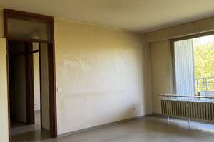 Gut geschnittene 2,5 Zimmer Wohnung in oberster Etage mit Fahrstuhl und Balkon – Neidenburger Straße 4, 45897 Buer, Gelsenkirchen – Vorschaubild 6