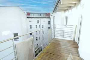 Außergewöhnliche Dachgeschosswohnung mit Balkon! – Freiligrathstraße 2, 39108 Magdeburg – Vorschaubild 6