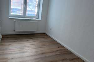 Schöne 2-Zimmerwohnung mit Balkon und Hafenblick
