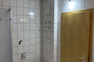 Gepflegte 2-Zimmer-Wohnung mit Terrasse und EBK in Heilbronn-Klingenberg – 74081 Klingenberg, Heilbronn – Vorschaubild 11