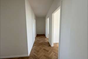 Frisch komplett renovierte 3-Zimmer-Wohnung mit Balkon - ideal für Eigennutzer oder Kapitalanleger – Die vollständige Adresse der Immobilie erhältst du vom Anbieter., 95764 Oberschleißheim – Vorschaubild 2