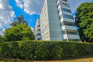 Attraktive 2-Zimmer-Wohnung mit Garage und Entwicklungspotenzial in Augsburg-Lechhausen – Die vollständige Adresse der Immobilie erhältst du vom Anbieter., 86167 Lechhausen-Ost, Augsburg – Vorschaubild 2