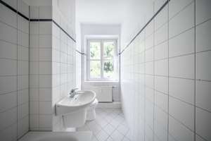 Helle 1-Zimmer-Wohnung mit Altbauflair und Gestaltungspotenzial in Friedrichshain – Die vollständige Adresse der Immobilie erhältst du vom Anbieter., 10247 Friedrichshain, Berlin – Vorschaubild 7