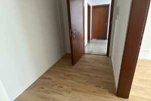 Bezugsfreie 3- Zimmer Wohnung mit Garten und KFZ- Stellplatz in Dresden-Laubegast – Dresden – Vorschaubild 2