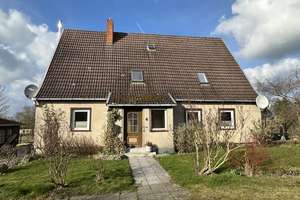 Gr. EFH / 2874 m² Grdst./ Teich/ NG in Hanshagen, ca. 10 min. von Grevesmühlen entfernt – Die vollständige Adresse der Immobilie erhältst du vom Anbieter., 23936 Grevesmühlen – Vorschaubild 1