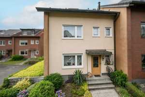 Reihenendhaus in Castrop-Rauxel – Nur wenige Schritte zum Wildgehege und viel Grün!