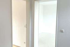 ***Maisonette-Wohnung im Altbau - 3 Zimmer - 76 m² - Einbauküche - 2 Bäder - renoviert*** – Die vollständige Adresse der Immobilie erhältst du vom Anbieter., 41061 Gladbach, Mönchengladbach – Vorschaubild 2