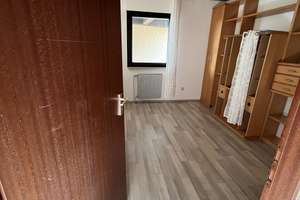 SONNENLAGE! Großes EFH (160 m²) + Doppelgarage + Hobbyräume,Balkon, Terrasse  – Kesseltalstraße 46, 86660 Tapfheim – Vorschaubild 6