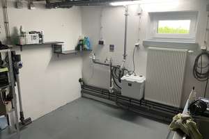 Property thumbnail 35