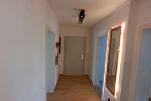 Teilsanierte 2-Zimmer-Hochparterre-Wohnung mit Balkon in Hannover Döhren. – Wiehbergstraße 103, 30519 Döhren, Hannover – Vorschaubild 15