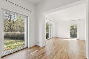 IHR RAUMWUNDER IN SEENÄHE 3-4 Zimmer + 3 Gästeräume + Wellness + Aufstockungsgenehmigung – Die vollständige Adresse der Immobilie erhältst du vom Anbieter., 13507 Tegel, Berlin – Vorschaubild 3