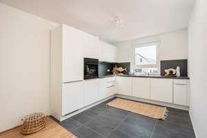 Modernes Reihenendhaus zur Miete – Schleswiger Straße 23a, 90425 Wetzendorf, Nürnberg – Vorschaubild 2