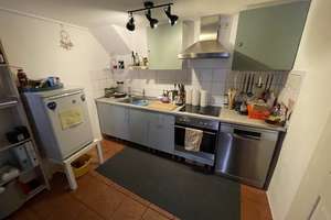 ***Traumhafte 2-Zimmer-Maisonettewohnung im Herzen der Altstadt*** – Hinter der Grieb 11, 93047 Innenstadt, Regensburg – Vorschaubild 3