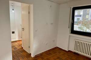 Gepflegtes Reihenhaus im Split-Level-Design mit 5 Zimmern in Essen-Frintrop – Die vollständige Adresse der Immobilie erhältst du vom Anbieter., 45359 Frintrop, Essen – Vorschaubild 3