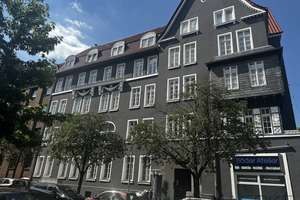 LINDEN: UMFASSEND SANIERTE 5-ZI-ALTBAU-WHG MIT STUCK, 2 BALKONEN, EBK & GEMEINSCHAFTSGARTEN – Die vollständige Adresse der Immobilie erhältst du vom Anbieter., 30449 Linden-Süd, Hannover – Vorschaubild 43