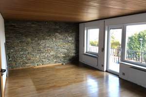 Top modernisierte Maisonettwohnung  mit Garten und überdachter Pergola, Garage und 2 Stellplätzen – Bergstraße 2/2, 71263 Weil der Stadt – Vorschaubild 6