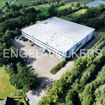 IM ALLEINAUFTRAG +++ Ehemaliges Montblanc Lager zu vermieten