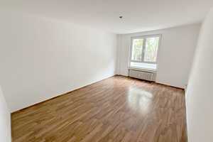 Schöne 2-Zimmer-Wohnung mit Balkon nahe Mediapark – Maybachstr. 112, 50670 Köln – Vorschaubild 2