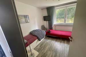 Einfamilienhaus mit Büros oder Boarding-House im EG – Die vollständige Adresse der Immobilie erhältst du vom Anbieter., 85646 Anzing – Vorschaubild 2