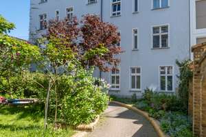 Helle und ruhige Dachgeschoss-Maisonettewohnung im Florakiez – Die vollständige Adresse der Immobilie erhältst du vom Anbieter., 13587 Pankow (Ortsteil), Berlin – Vorschaubild 11