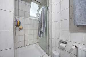 Attraktive Dachgeschosswohnung in gepflegtem Altbau aus der Gründerzeit – Die vollständige Adresse der Immobilie erhältst du vom Anbieter., 42853 Stadtpark, Remscheid – Vorschaubild 11