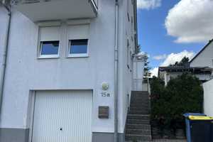 Schöne 4-Zimmer-Doppelhaushälfte mit EBK in Saulheim