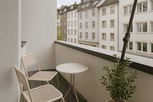 Erstbezug: exklusive 2-Zimmer-Wohnung mit EBK und Balkon in Düsseldorf – Louise-Dumont-Straße 00, 40211 Düsseldorf – Vorschaubild 3