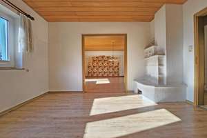 Attraktiv gelegene 3-Zimmer-Wohnung mit Süd-Balkon und Einzelgarage – Die vollständige Adresse der Immobilie erhältst du vom Anbieter., 70180 Lehen, Stuttgart – Vorschaubild 4