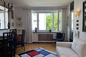 Charmante 2,5-Zimmer Künstlerwohnung im 3. OG in München-Schwabing