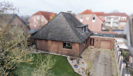 Bild von Familienfreundliches Einfamilienhaus mit Terrasse und Garten in Ofenerdiek